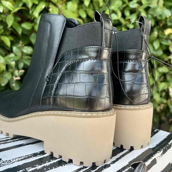 Dolce Vita Chelsea Boot Rancher Chunky Sole Womens Black Tan Size 9 - Picture 4 of 5